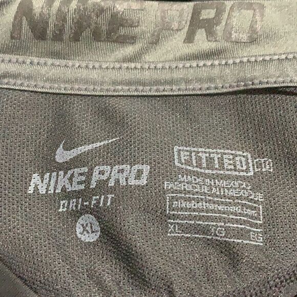Nike Pro Fitted Black Dri-FIT Short Sleeve Shirt — Size XL (Boy) - Picture 5 of 5